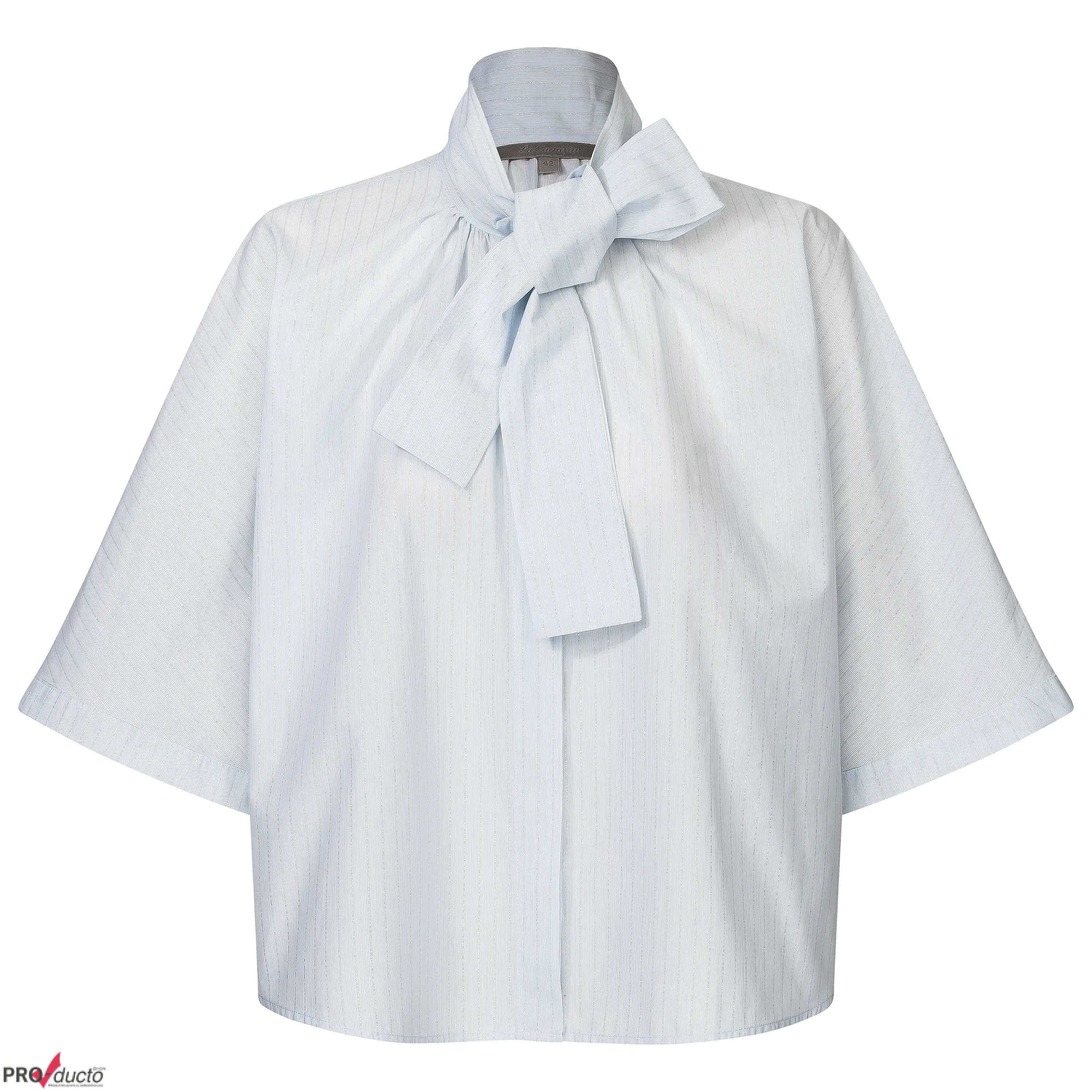 Professionelle Produktfotografie als Freisteller: Hellblaue Damenbluse mit Schleife im Hollowman Fotografie Stil für mehr Sichtbarkeit und Umsatz. PRO-ducto GmbH
