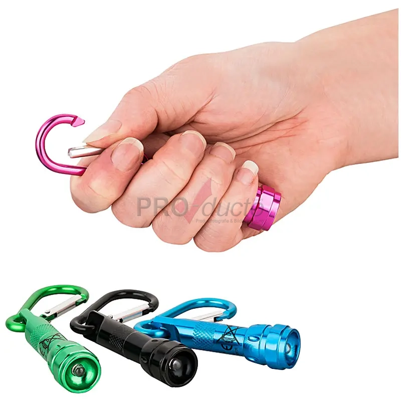 Produktfoto Karabiner an Taschenlampe