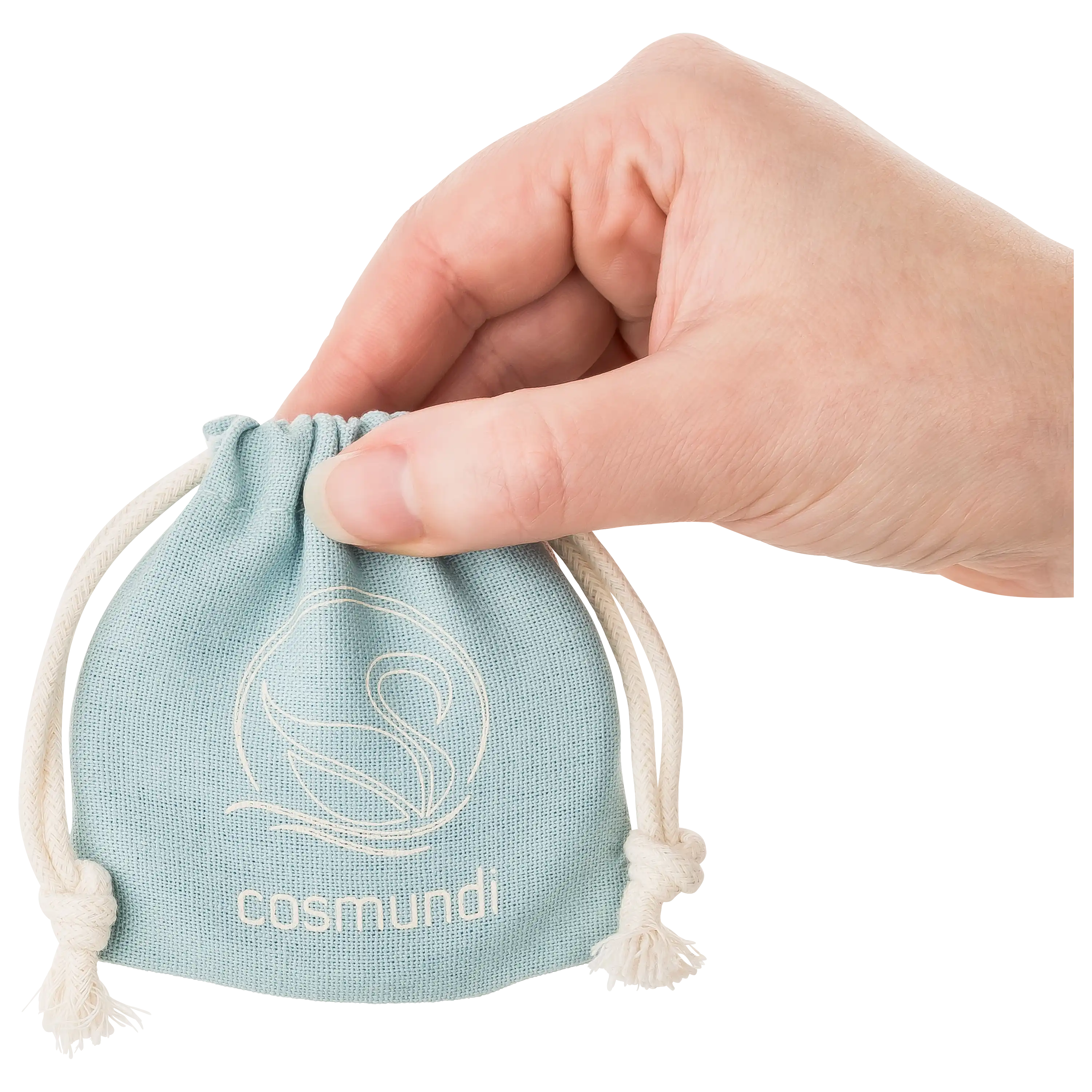 PRO-ducto GmbH Professionelle Produktfotografie: Eine Hand hält einen hellblauen Stoffbeutel mit Cosmundi-Logo als Freisteller für mehr Sichtbarkeit und Umsatz. Produktfotografie