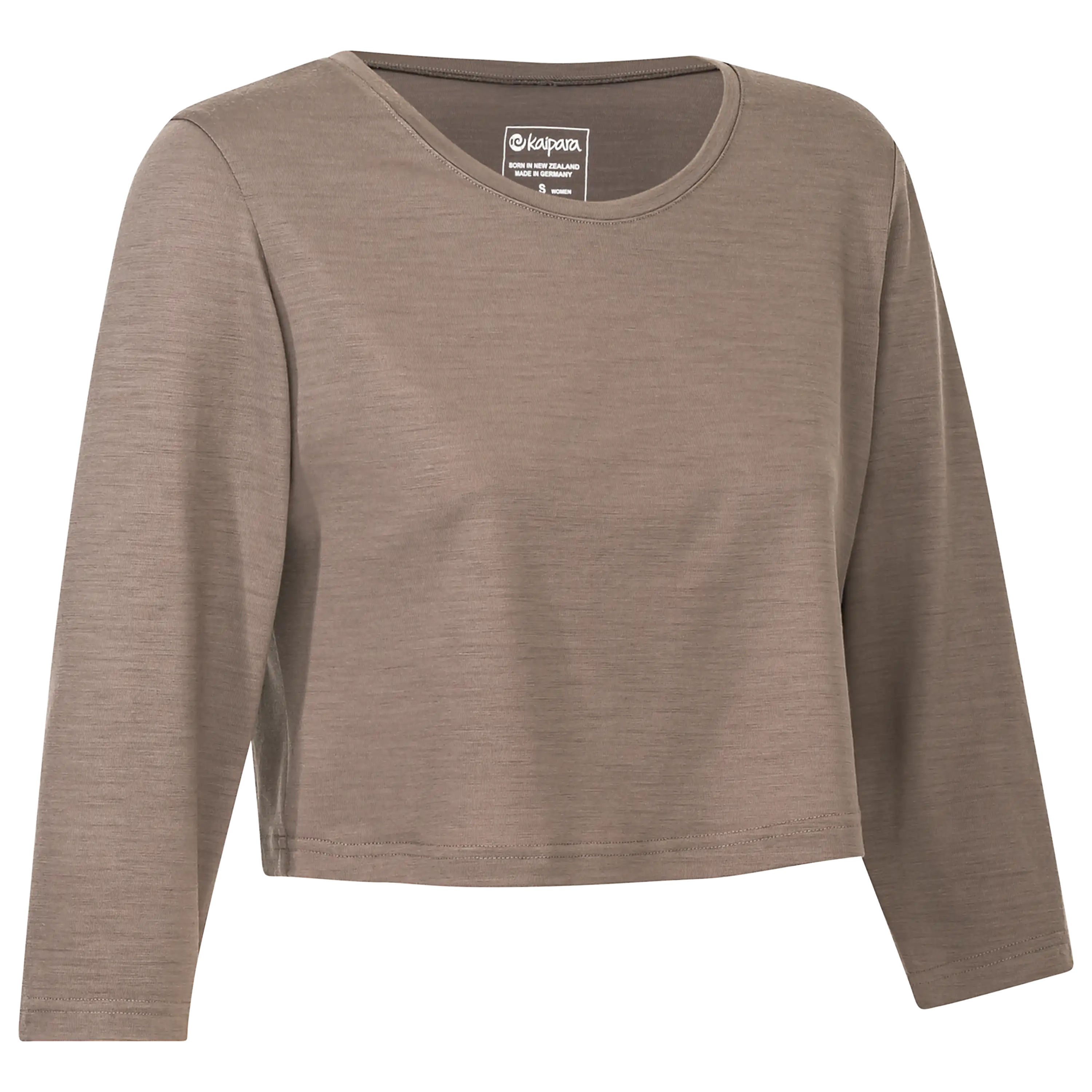 Professionelle Produktfotografie eines braunen Langarmshirts von Kaipara für die Textilfotografie von PRO-ducto.