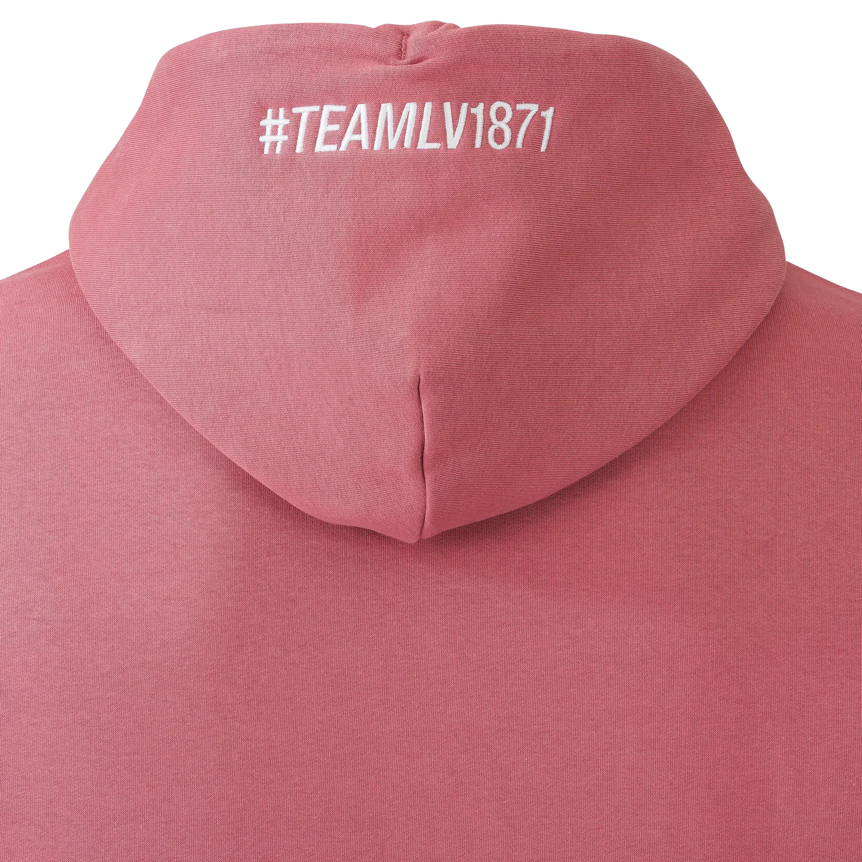 Professionelle Produktfotografie von PRO-ducto GmbH: Nahaufnahme der Kapuze eines rosafarbenen Hoodies mit weißem Aufdruck #TEAMLV1871 für Textilfotografie.