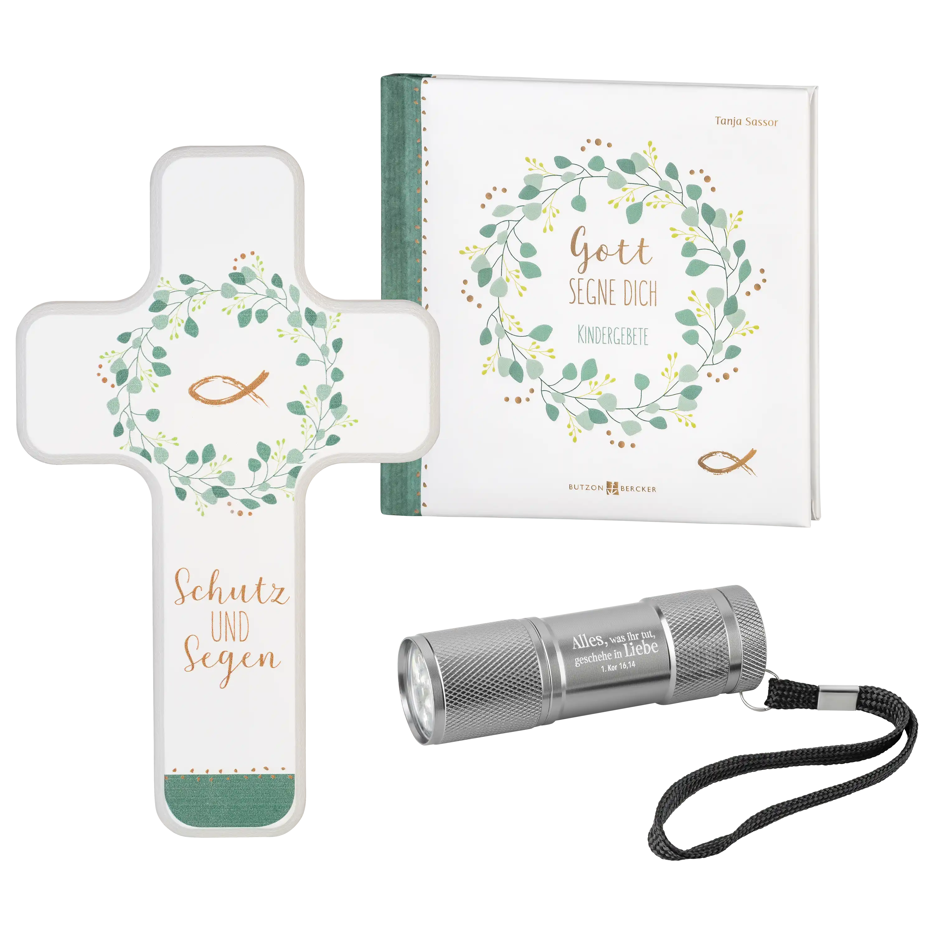 Professionelle Produktfotos von PRO-ducto GmbH: Ein Holzkreuz, ein Kindergebete-Buch und eine Taschenlampe.