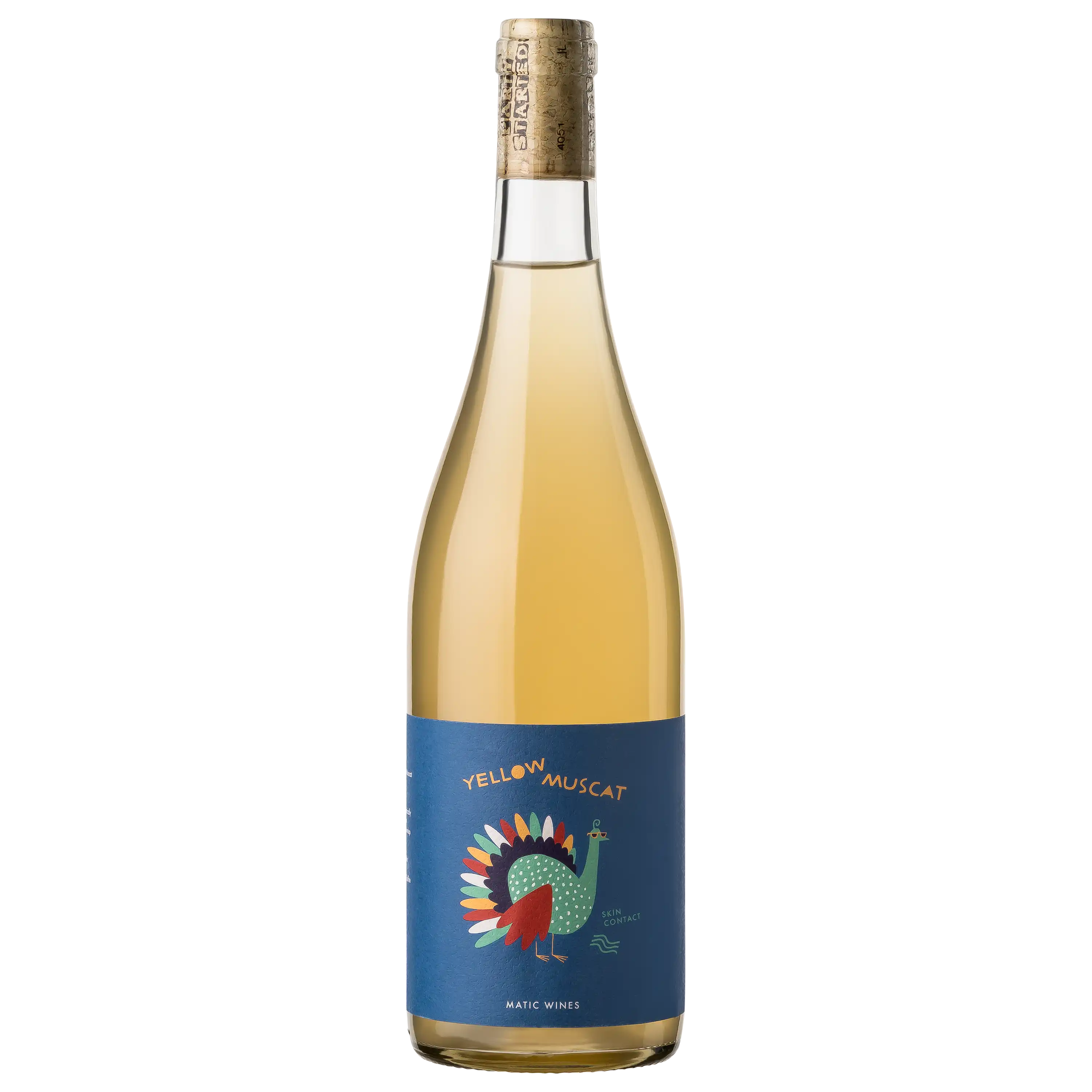 Eine Weinflasche von Matic Wines mit gelbem Wein und blauem Etikett, professionelle Produktfotos von PRO-ducto.