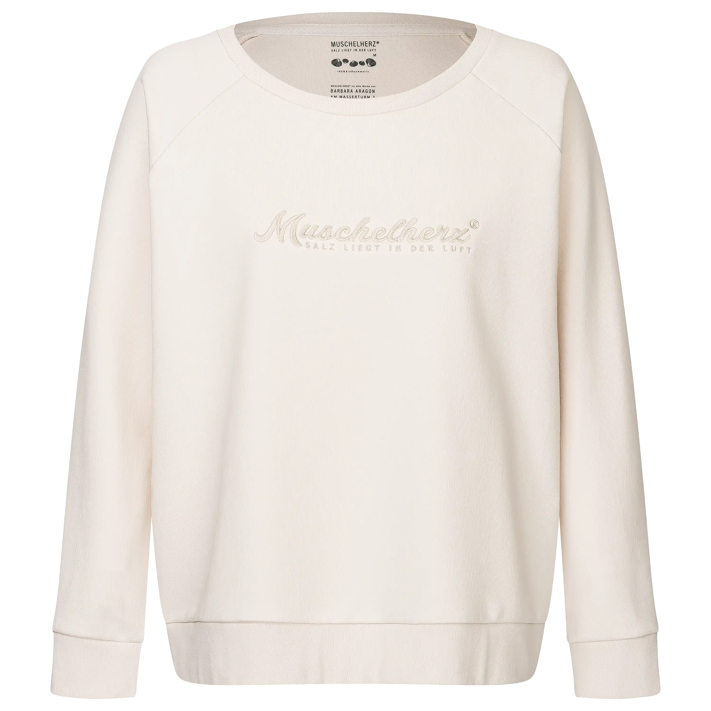 Beigefarbener Muschelherz Pullover für professionelle Produktfotografie. Hochwertige Textilfotografie von PRO-ducto GmbH für Bekleidung.