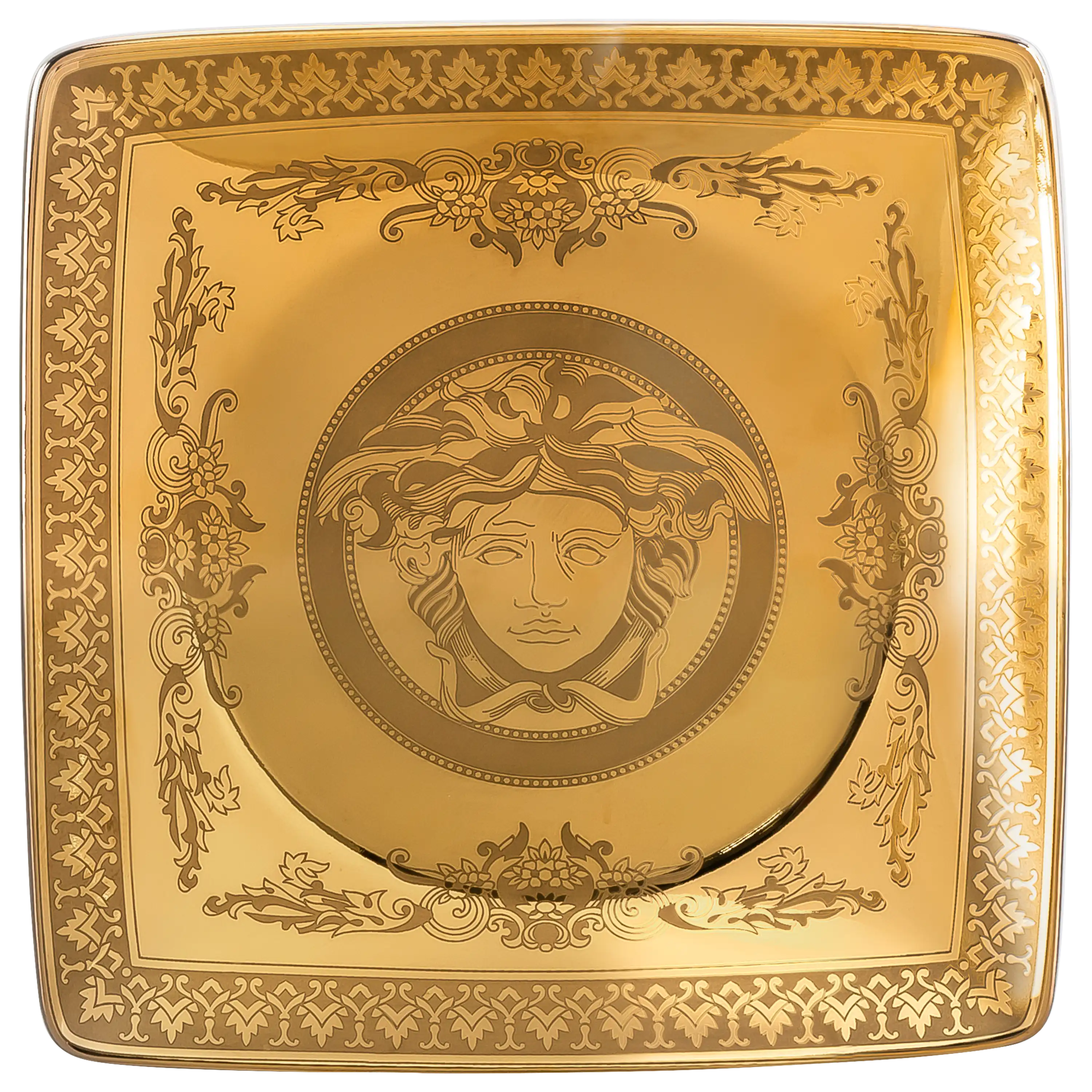 Quadratischer goldener Versace-Teller mit Medusa-Motiv und aufwendigen Ornamenten für professionelle Produktfotos.