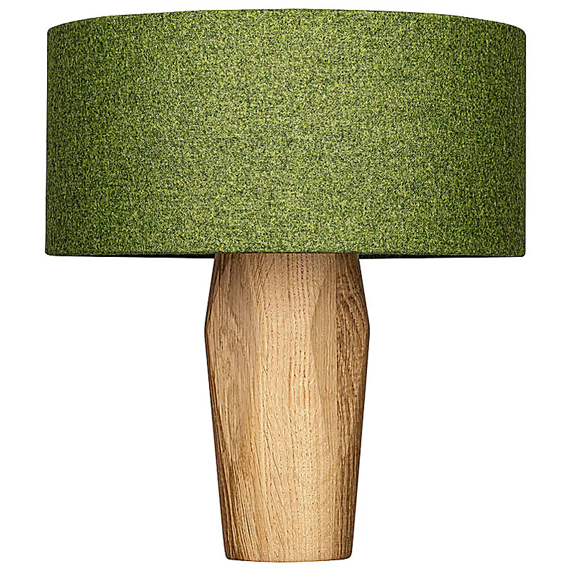 Produktfotografie in RAW-Qualität Tischlampe, Stehlampe aus Holz mit Lampenschirm